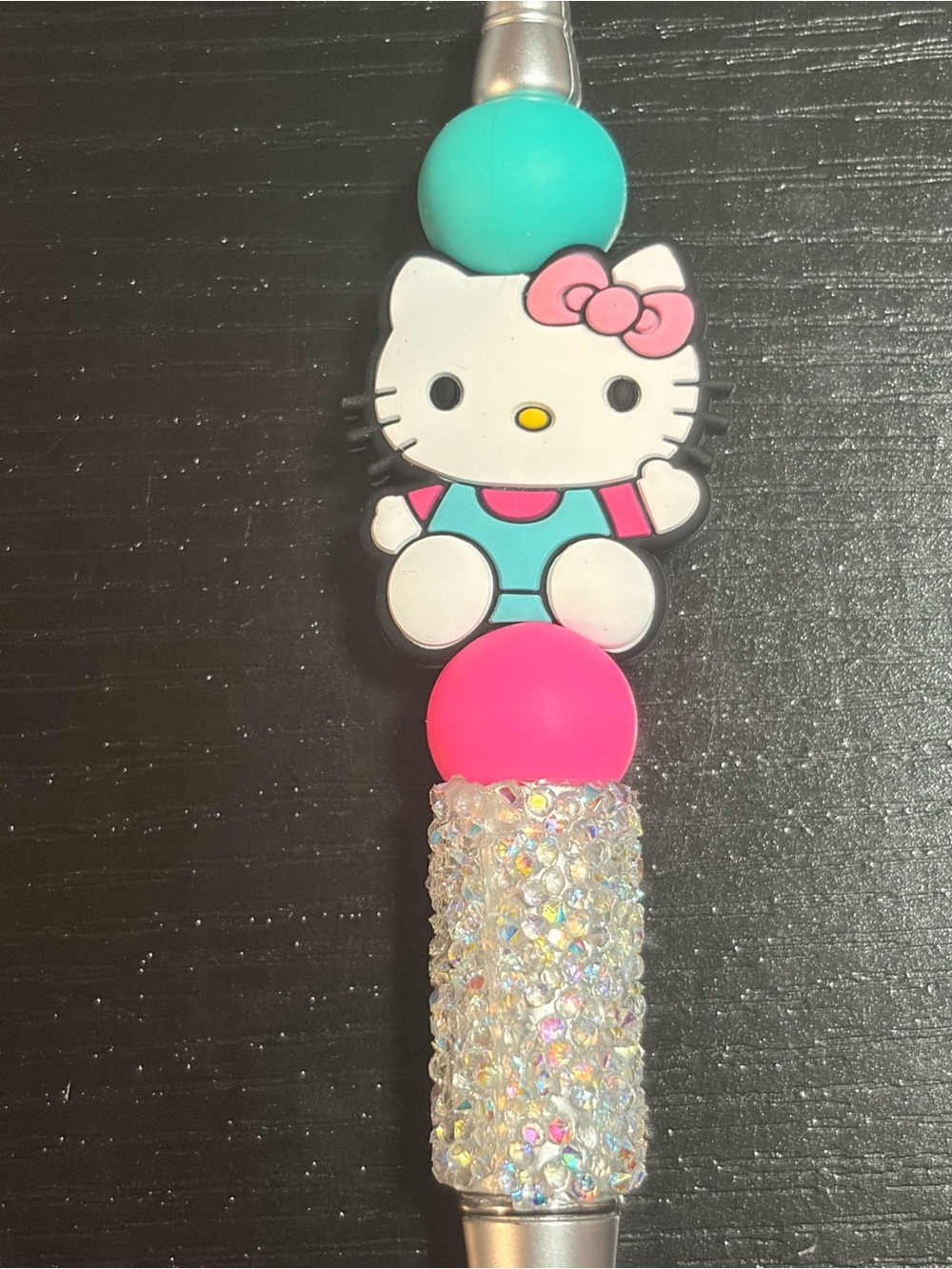 Handmade Hello Kitty Ink Pen - Picture 2 of 3